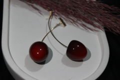 Kiraz Küpe